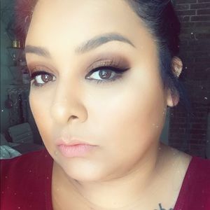 Meet your Posher, Cristal